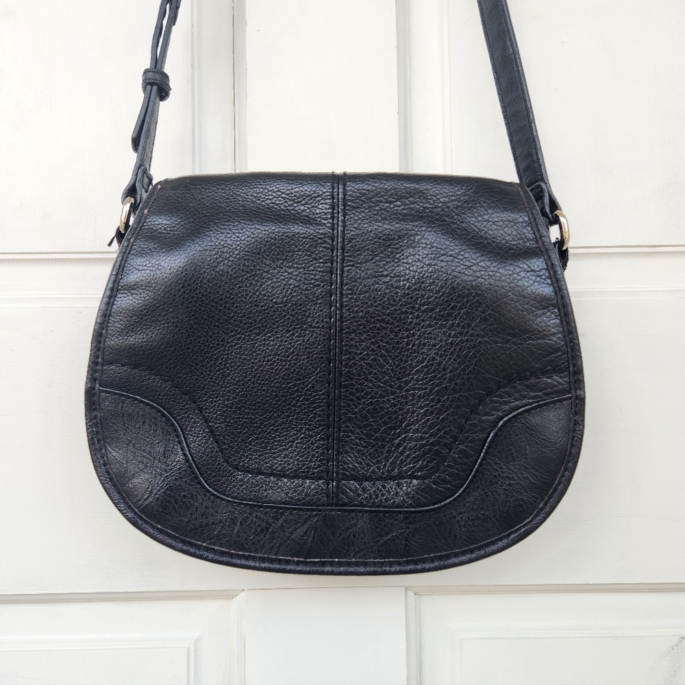 Tignanello Black Leather Crossbody Shoulder Bag